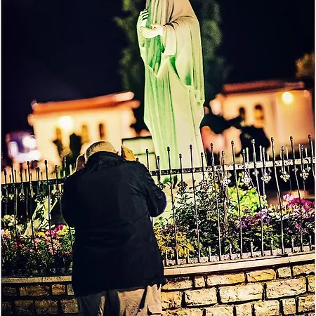 Mica Lägenhet Međugorje